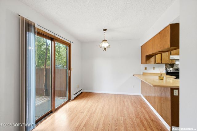 7706 Linda Lane, Anchorage, AK 99518