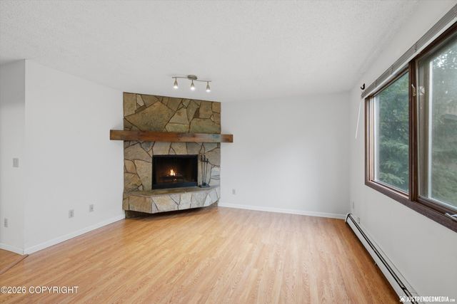 7706 Linda Lane, Anchorage, AK 99518