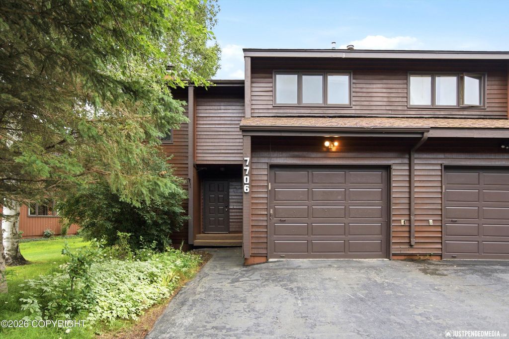 7706 Linda Lane, Anchorage, AK 99518