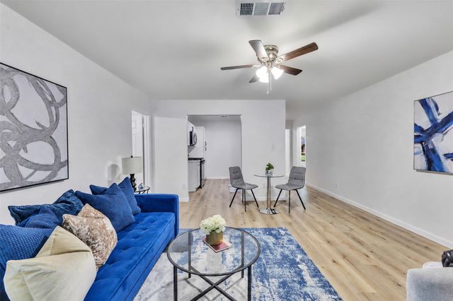 971 Wavecrest Lane, Houston, TX 77062