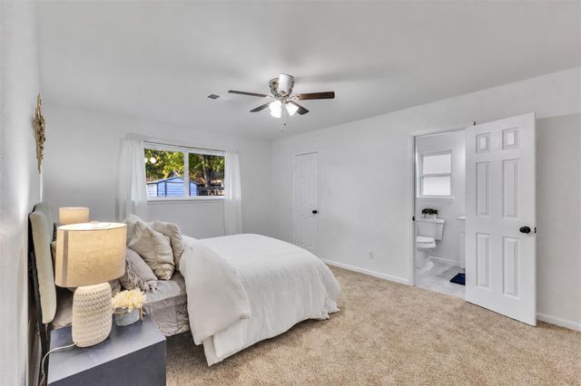 971 Wavecrest Lane, Houston, TX 77062