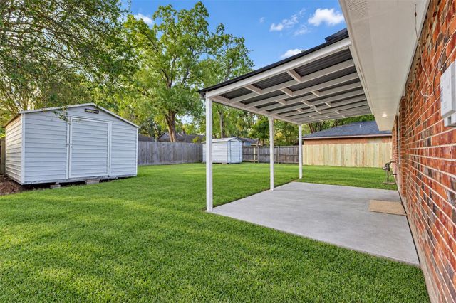 971 Wavecrest Lane, Houston, TX 77062