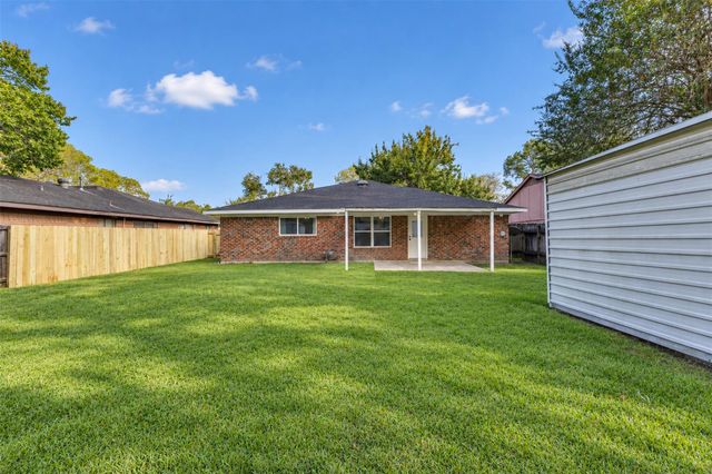 971 Wavecrest Lane, Houston, TX 77062