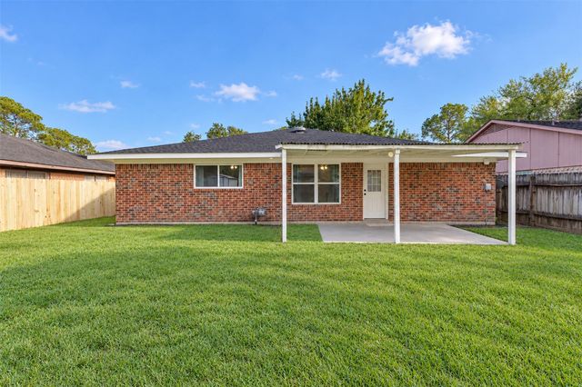 971 Wavecrest Lane, Houston, TX 77062