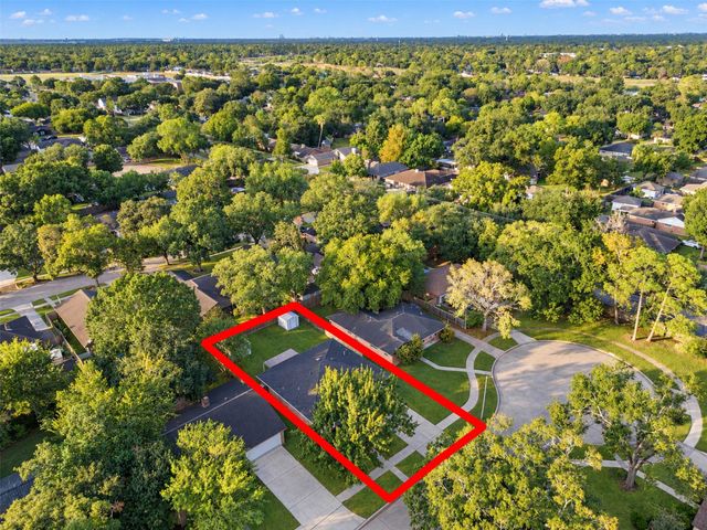 971 Wavecrest Lane, Houston, TX 77062