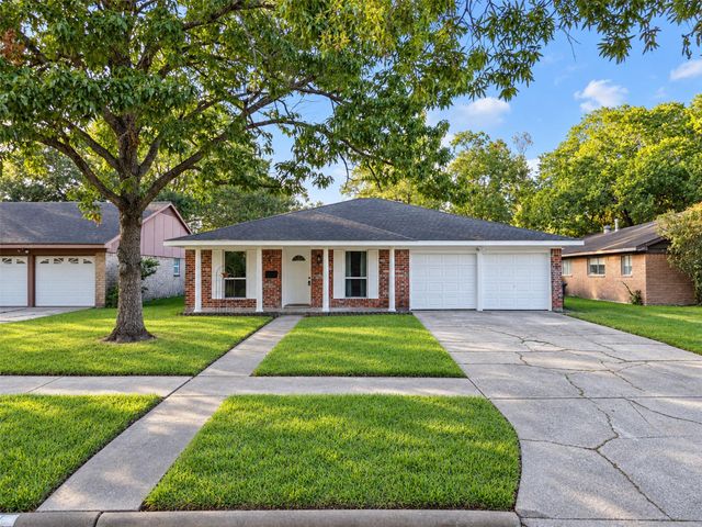 971 Wavecrest Lane, Houston, TX 77062