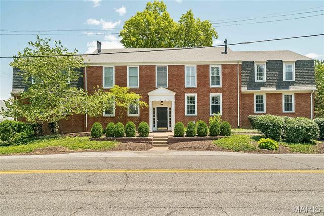 1120 S Mason 1120, St Louis, MO 63131