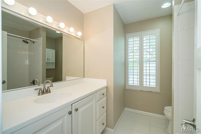 1120 S Mason 1120, St Louis, MO 63131