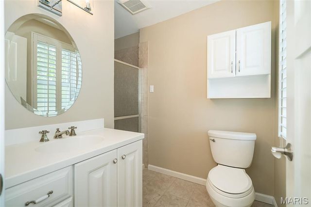 1120 S Mason 1120, St Louis, MO 63131