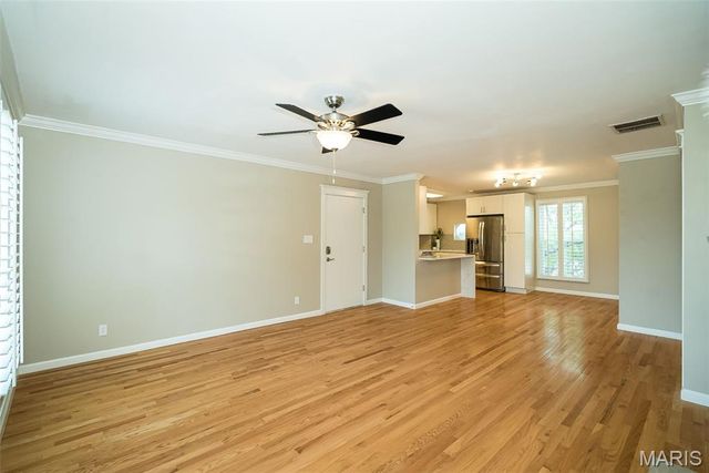 1120 S Mason 1120, St Louis, MO 63131