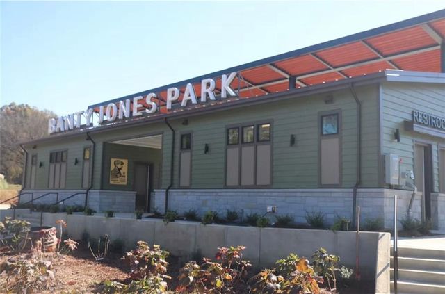 305 Chambers NE Street, Rome, GA 30161