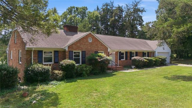 5923 ARCADIA Drive, Greensboro, NC 27410