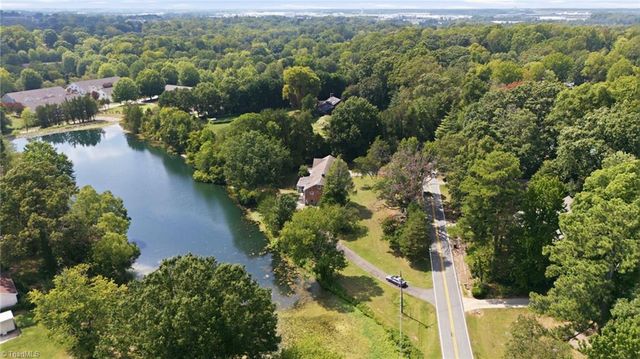 5923 ARCADIA Drive, Greensboro, NC 27410