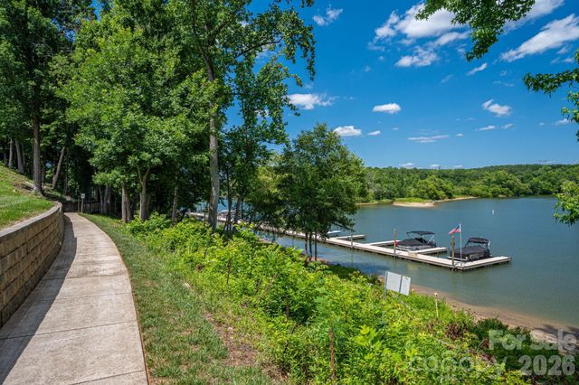 233 Park View Drive, Belmont, NC 28012