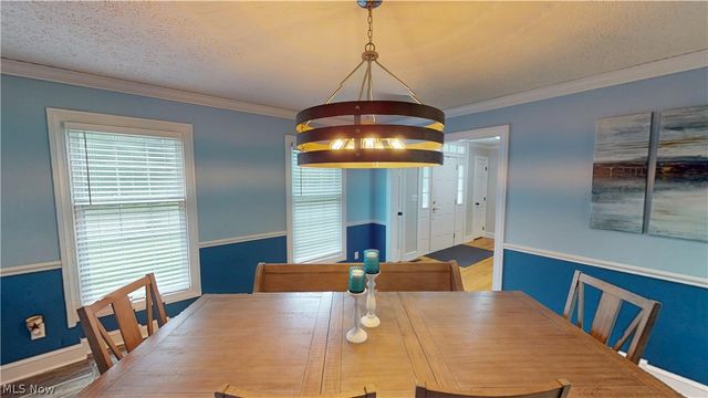 3020 Fox Burrow Drive, Stow, OH 44224
