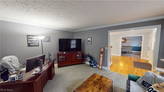 3020 Fox Burrow Drive, Stow, OH 44224
