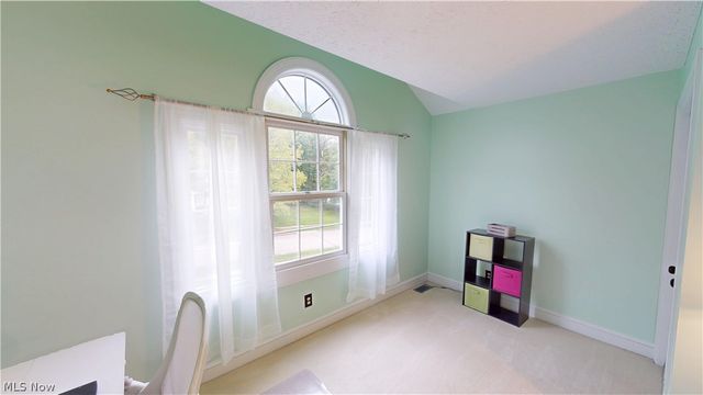 3020 Fox Burrow Drive, Stow, OH 44224
