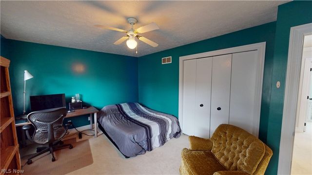 3020 Fox Burrow Drive, Stow, OH 44224