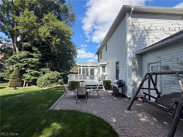 3020 Fox Burrow Drive, Stow, OH 44224