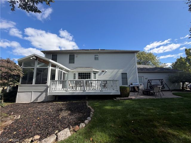 3020 Fox Burrow Drive, Stow, OH 44224