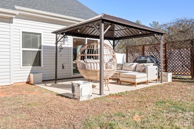 116 Holly Springs Loop, Troutman, NC 28166