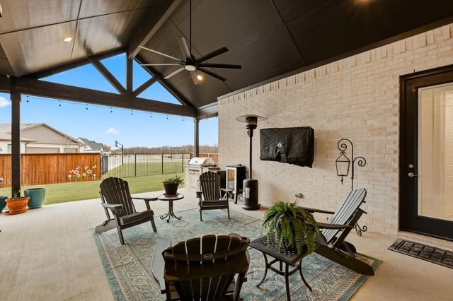 104 Craigmore Drive, Argyle, TX 76226