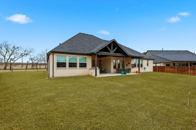 104 Craigmore Drive, Argyle, TX 76226
