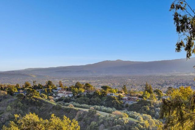 807 Boulder Drive, San Jose, CA 95132