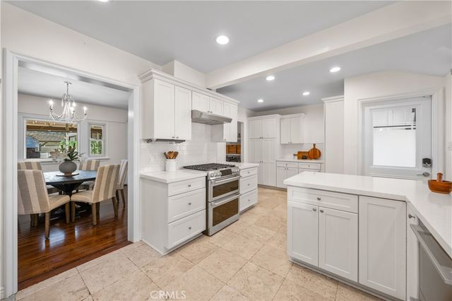 1406 W Valleyheart, Burbank, CA 91506