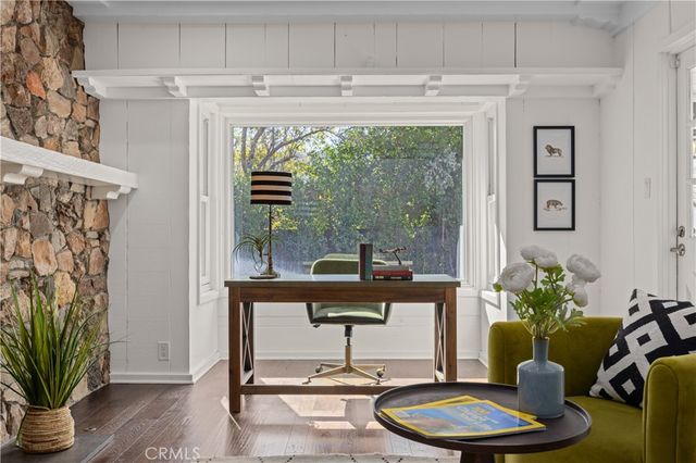 1406 W Valleyheart, Burbank, CA 91506