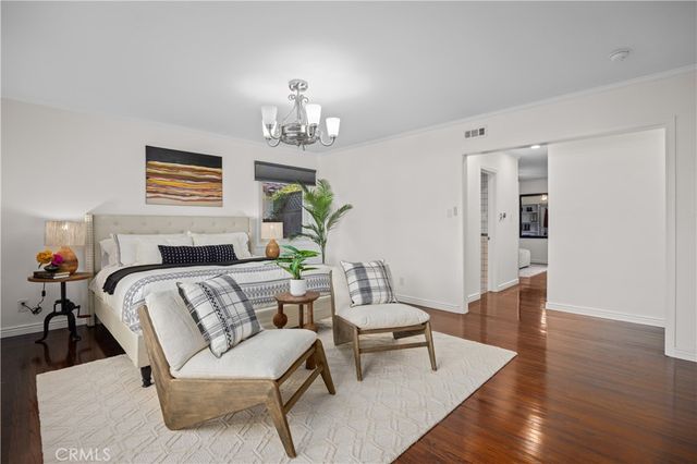 1406 W Valleyheart, Burbank, CA 91506