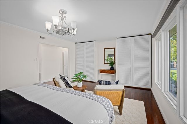 1406 W Valleyheart, Burbank, CA 91506