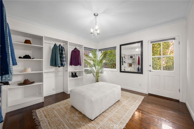 1406 W Valleyheart, Burbank, CA 91506