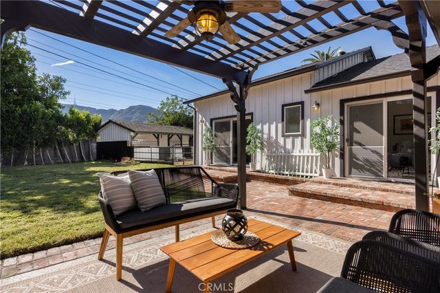 1406 W Valleyheart, Burbank, CA 91506