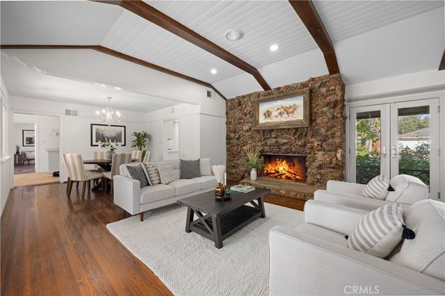 1406 W Valleyheart, Burbank, CA 91506