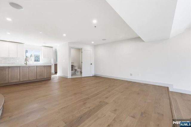 119 Cedar Street C0119, Cliffside Park, NJ 07010