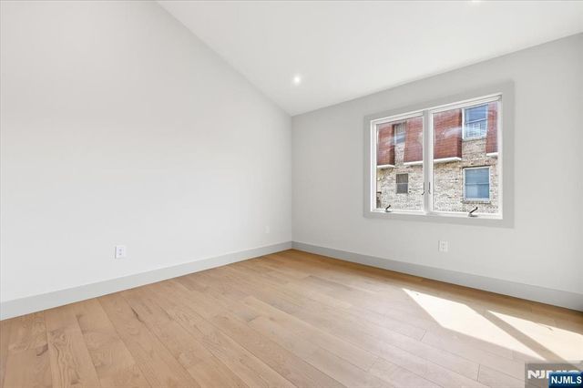 119 Cedar Street C0119, Cliffside Park, NJ 07010