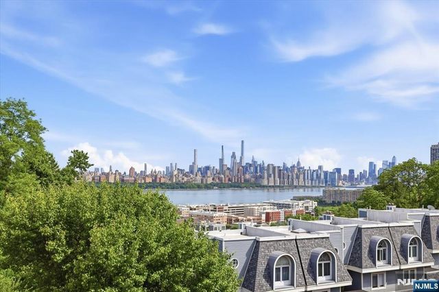 119 Cedar Street C0119, Cliffside Park, NJ 07010
