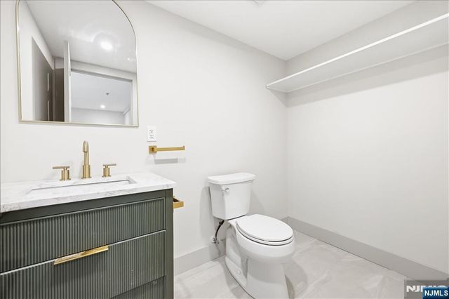 119 Cedar Street C0119, Cliffside Park, NJ 07010