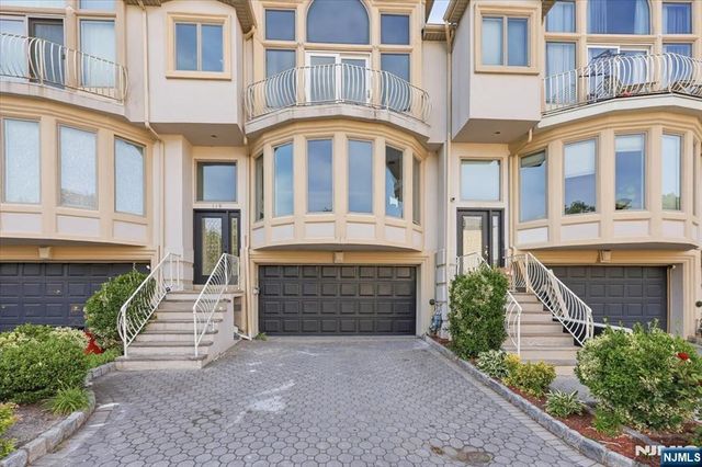 119 Cedar Street C0119, Cliffside Park, NJ 07010