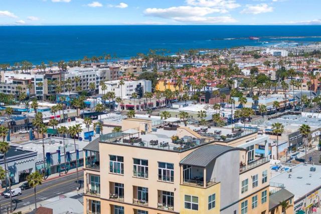550 Seagaze Drive 7, Oceanside, CA 92054