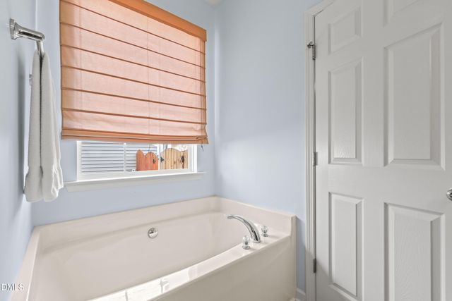 1435 Dairy Glen Drive, Fuquay Varina, NC 27526