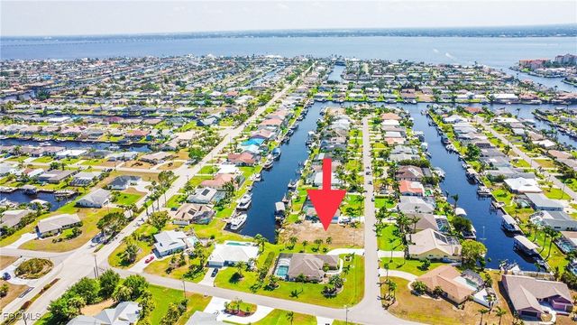 1625 SE 39th ST, Cape Coral, FL 33904