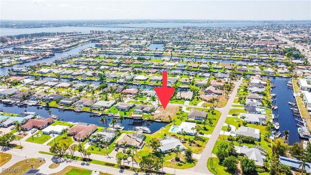 1625 SE 39th ST, Cape Coral, FL 33904