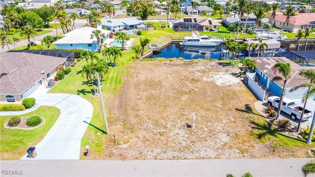 1625 SE 39th ST, Cape Coral, FL 33904