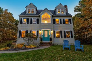 19 Mimosa Cir, Plymouth, MA 02360