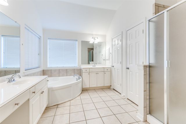 10109 Oldfield Court, Fort Worth, TX 76244