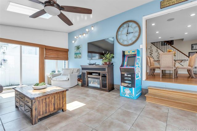 401 Beechmont Avenue, Lindenhurst, NY 11757