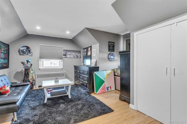 401 Beechmont Avenue, Lindenhurst, NY 11757