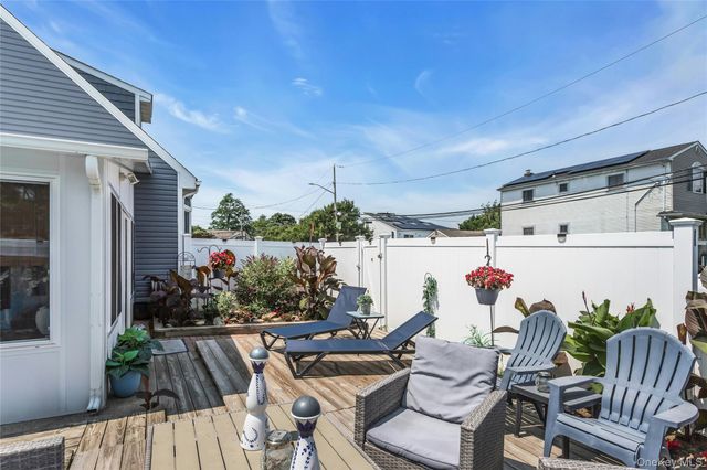 401 Beechmont Avenue, Lindenhurst, NY 11757